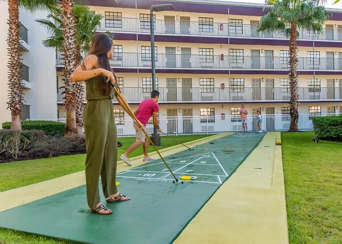 Avanti International Resort
