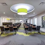 Avanti International Resort 